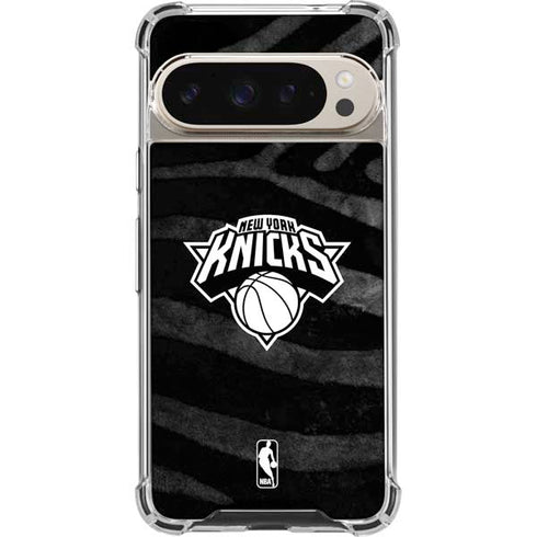 NBA New York Knicks Black Animal Print Pixel 9/9 Pro Clear Case